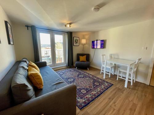 **6 Person City Centre Apartment**