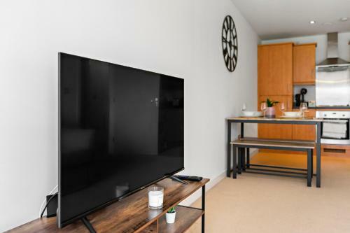 Canal Park Central Cardiff Ground Floor Apartment
