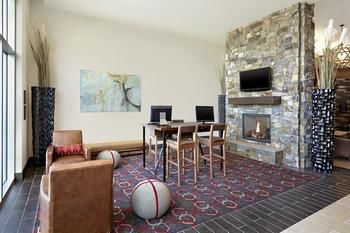 Hotel Four Points By Sheraton Kelowna Airport
