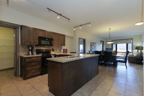 Apartamentos Playa Del Sol Resort - Vacation Rentals