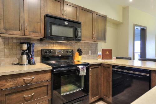 Apartamentos Playa Del Sol Resort - Vacation Rentals