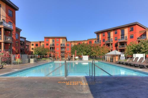 Apartamentos Playa Del Sol Resort - Vacation Rentals