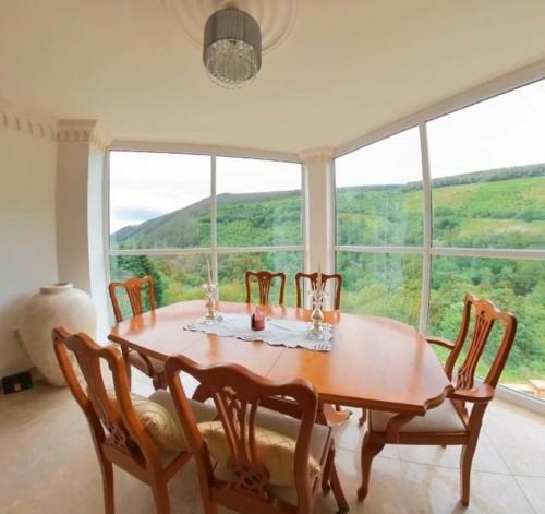 Rowan House Bed & Breakfast & Self Contained Self Catering Apartment