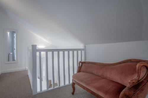Brook Cottage - 2 Bedroom Cottage - Dale