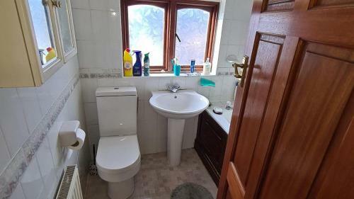 Villa Thompson Road Entire House Rentals