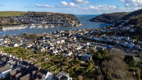 Luxury Detached House On Redwalls, Dartmouth