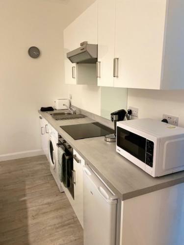 Self-contained Luxurious Feel Apartment