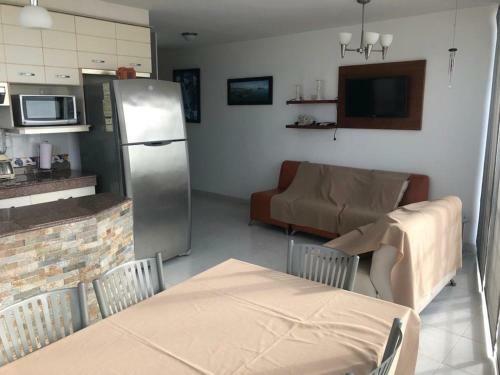 Acogedor Apartamento Con Vista Al Mar Con 3 Dormitorios