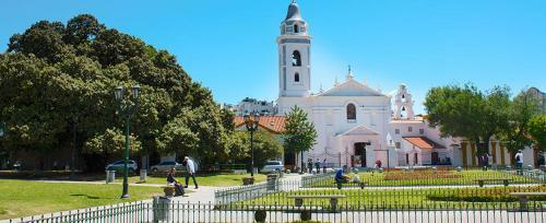 Apartamento En Recoleta Y Con Jard�n