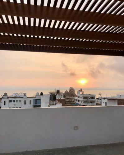 Hostal Bravo Surf Camp Punta Rocas