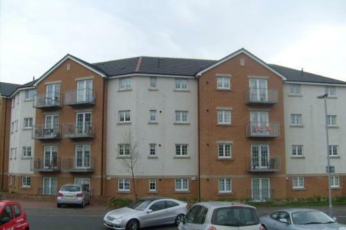 Stewartfield Gardens Apartment