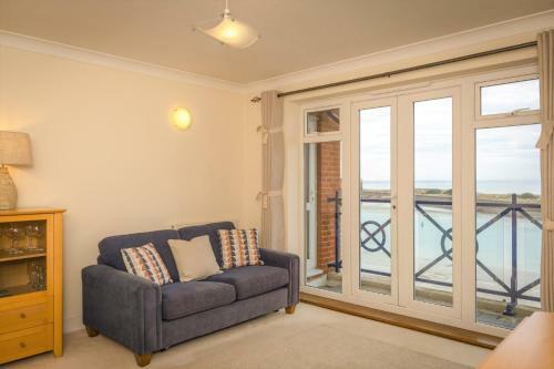 Seaviews Sovereign Harbour - Adults-only Apartment