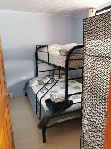 Apartamento En Edificio De Dos Niveles