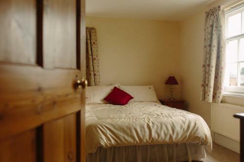 Bed & Breakfast Hordley Hall