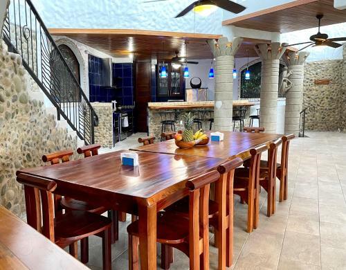 Villa Casa Castillo, 3 Or 6 Bdr, Manuel Antonio, Ocean View