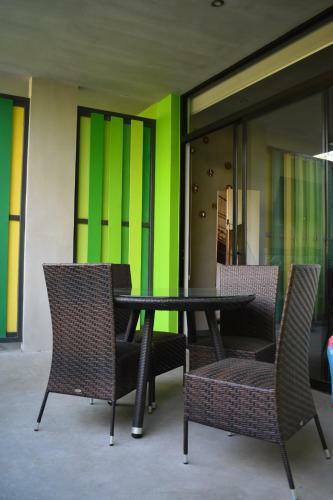 Apartamento Lovely 1-bedroom Condo With Pool