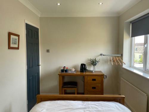 Exeuctive Detached Home With Plenlty Of Room