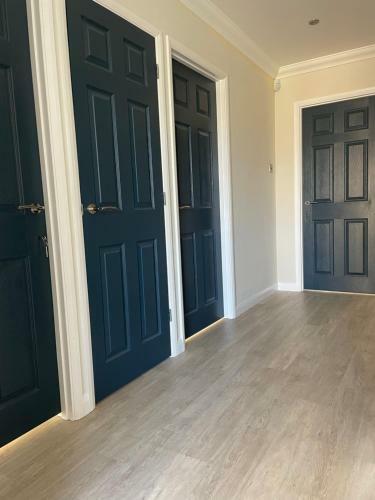 Exeuctive Detached Home With Plenlty Of Room