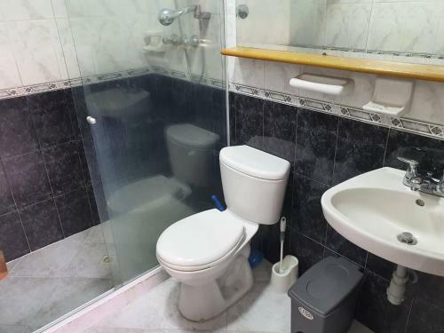 Apartamento 3alc Con Balcon Y Parqueadero Laureles