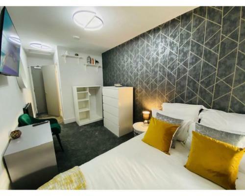 Hostal Townhouse Plus @ Lower Beth Street Stoke
