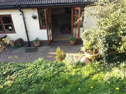 Secret Garden Cottage
