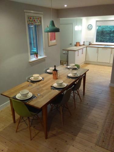 Lowood Cottage