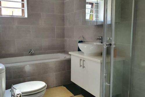 Apartamento Summerplace Gordons Bay Beach Accommodation