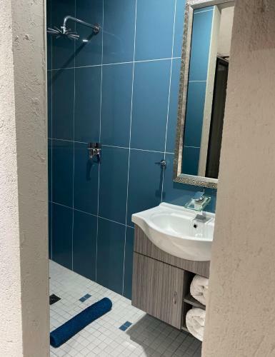 Hostal On The Gbay Villa