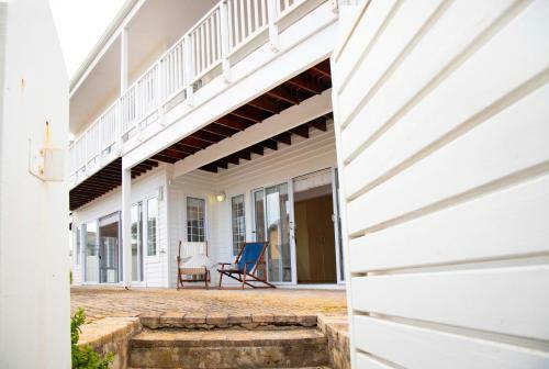 Beach House 11b