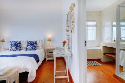 Beach House 11b