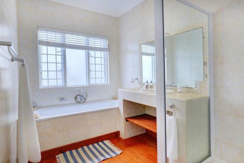 Beach House 11b
