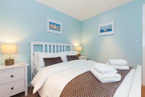 Modern Two Bedroom Apartment