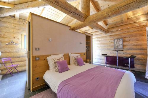 Hotel Les Chalets De Maramour