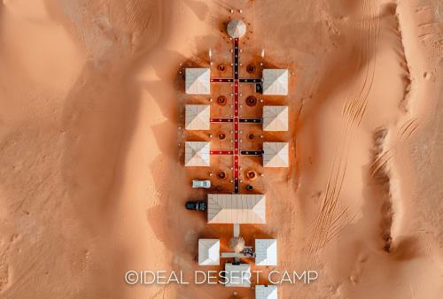 Ideal Desert Camp