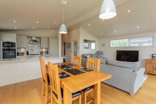 Haven Lakeside View Super Lodge,nr Cartmel Racecourse