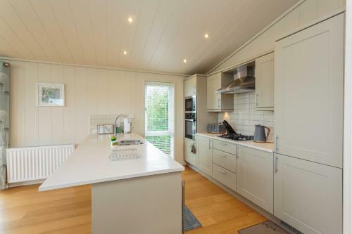 Haven Lakeside View Super Lodge,nr Cartmel Racecourse