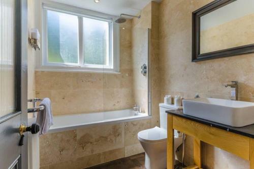 Apartamento Victorian Flat Suite In Converted School-house Building