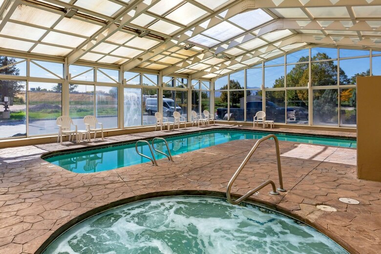 Hotel Baymont Inn And Suites West Valley