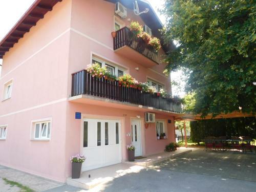 Hostal House Vukovic