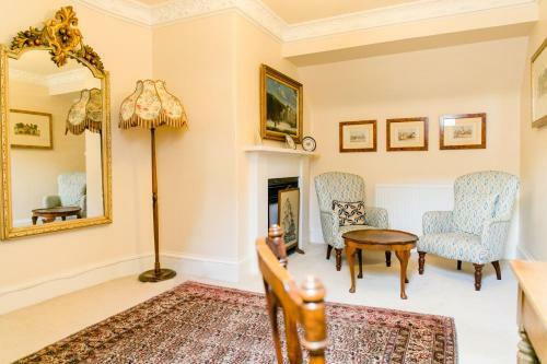 Scatwell House