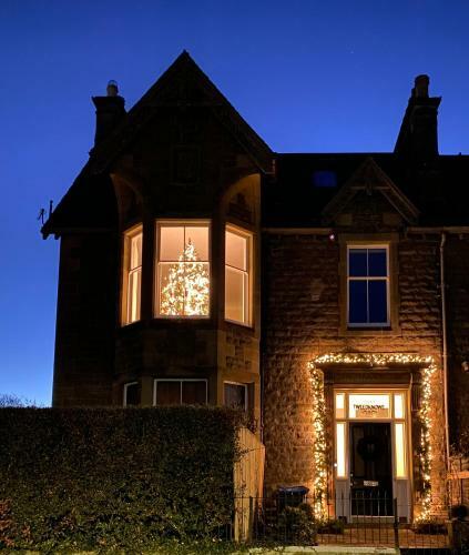 Laurell House, Melrose