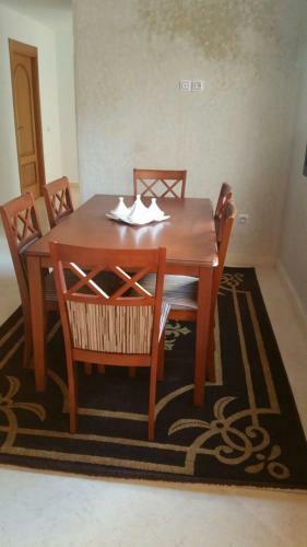 Mouzdalifa Apartment In City Center