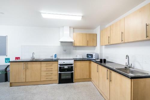 Albergue Comfortable Ensuite Rooms, Gillingham - Sk