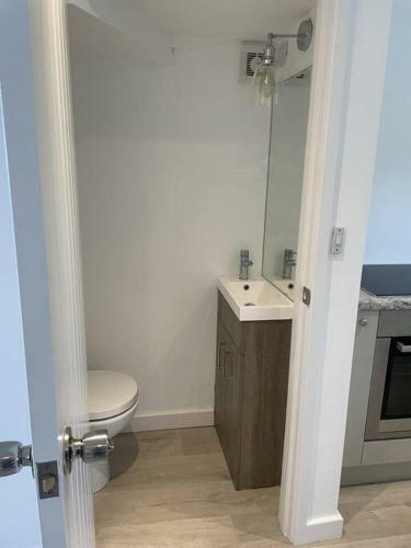 The Bolt Hole Hythe Panoramic Coast And Sea Views