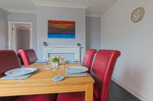 Apartamento Bright And Modern Home 4 Beds Cctv Parking