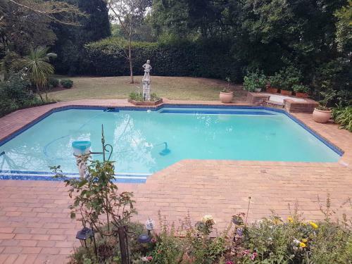 Hostal Suite Oaks Bryanston -blue Starling X King Suite