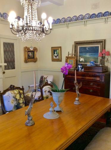 Cape Dutch Mansion In Houghton