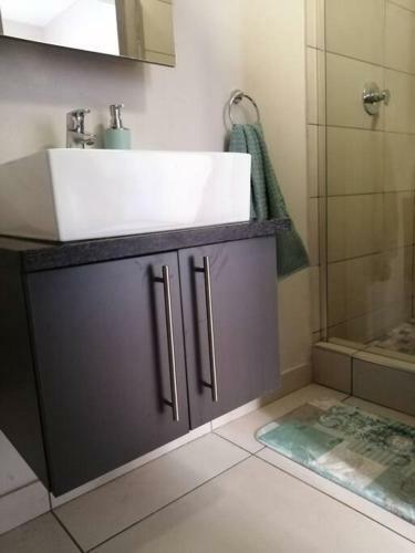 Apartamento Luxury 2bed Opposite Woolies On Gandhi Square+wifi