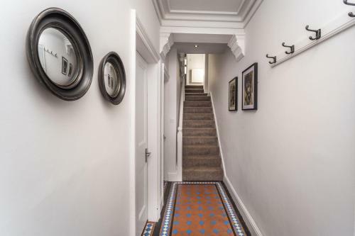 3 The Townhouse