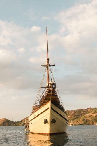 Plataran Phinisi Malayeka, A Luxury Private Cruise